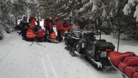 Na Šumavě se vážně zranil mladý snowboardista