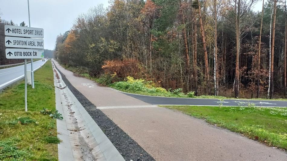 Plzeň dokončila další úsek cyklostezky. Část z Plzně do Zruče je nyní bezpečnější