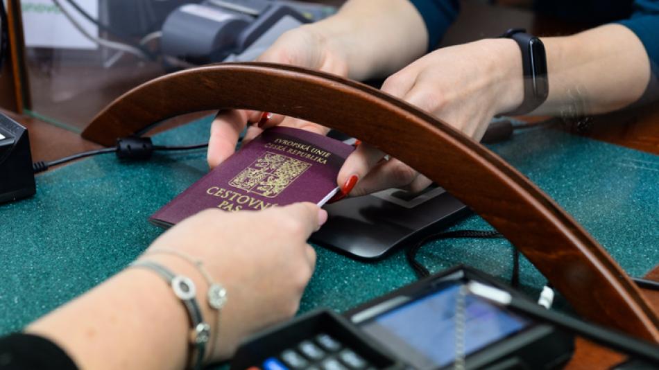 Počet žádostí o nový cestovní pas přibývá. Ve kterých dnech je návštěva úřadu nejvýhodnější?