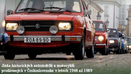 V čem se jezdilo za socialismu? Historické automobily a motorky obsadí pivovar a projedou Plzeňskem!