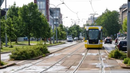 Oprava tramvajové trati na Koterovské ulici za 230 milionů korun začne v září