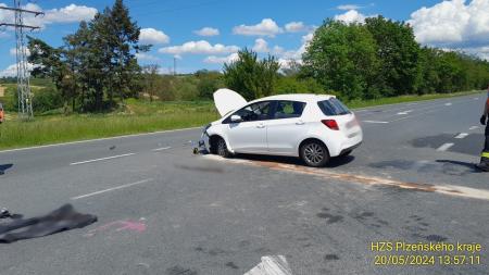 Tragické pondělí na silnicích v Plzeňském kraji. Zemřeli dva motorkáři