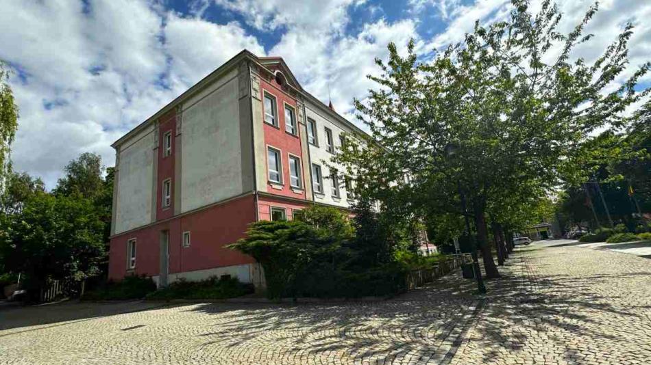 Začíná první etapa modernizace budovy pro technické lyceum Avantech v Chodově