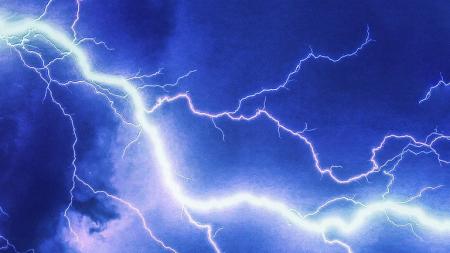 Meteorologové opět varují: Hrozí silné bouřky