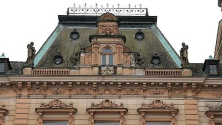 Domažlická radnice projde renovací: Začínají opravy krovů a střech historické budovy