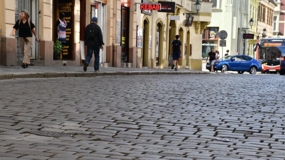 Rooseveltova ulice dostane nový povrch