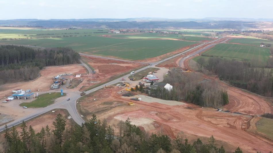 Stavba dálnice D6 letos vstoupí do Karlovarského kraje.