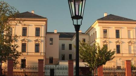 Základní škola Rokycany míří vzhůru. Získala vyšší úroveň v systému IES