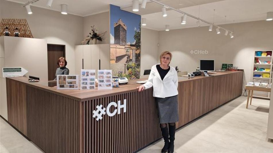 Chebské infocentrum nabízí nový moderní vzhled i lepší služby