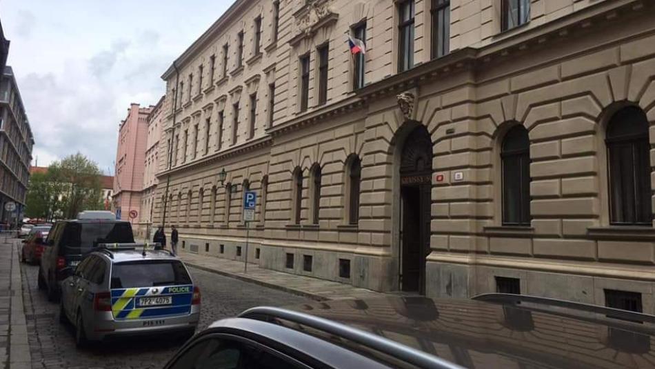 Aktualizováno: V budově soudu se nachází bomba, nahlásil anonym