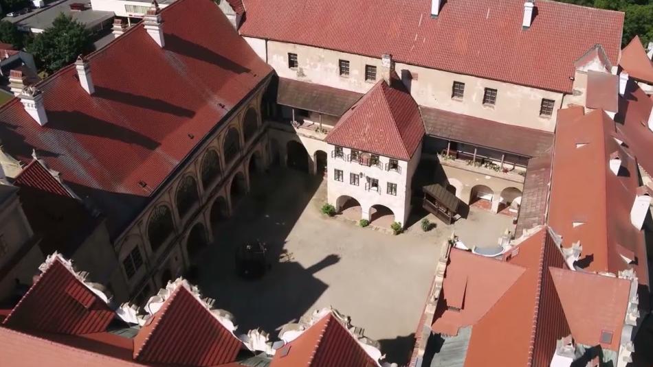 Hrad a zámek Horšovský Týn vás zve na divadelní představení pro děti i dospělé