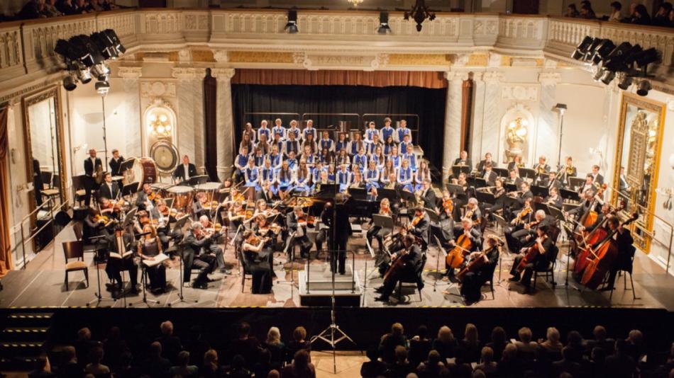 Plzeňská filharmonie vstoupí do 102. sezóny. Snad už je lockdown za námi, věří ředitelka
