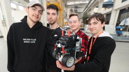 Mezinárodní soutěž robotických vozítek v Plzni zná vítěze