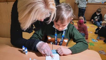 Testování na plzeňských školách: Nakažených je jen zlomek dětí!