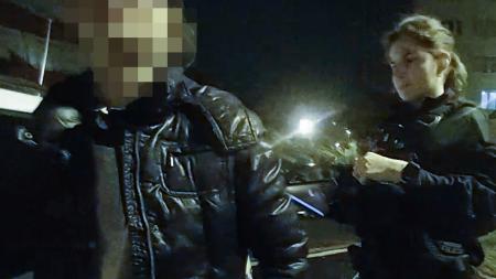 „Mám zákaz Plzně,“ přiznala žena. Strážníci z běžné kontroly odhalili trestný čin