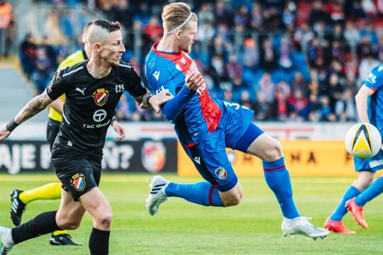 Fotbalová Plzeň si pojistila služby tří odchovanců