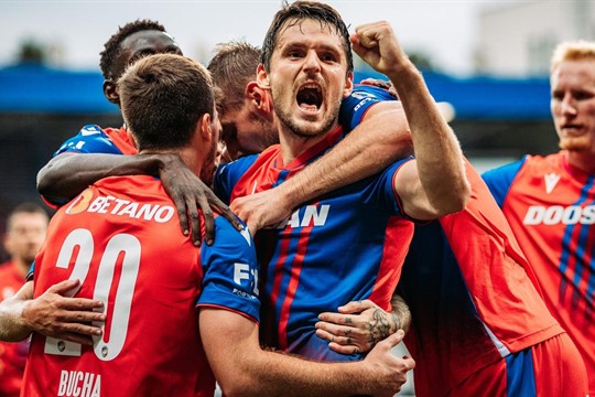Souboj pohárových zástupců jasně pro Plzeň, proti Slovácku se už ukázala i nová posila
