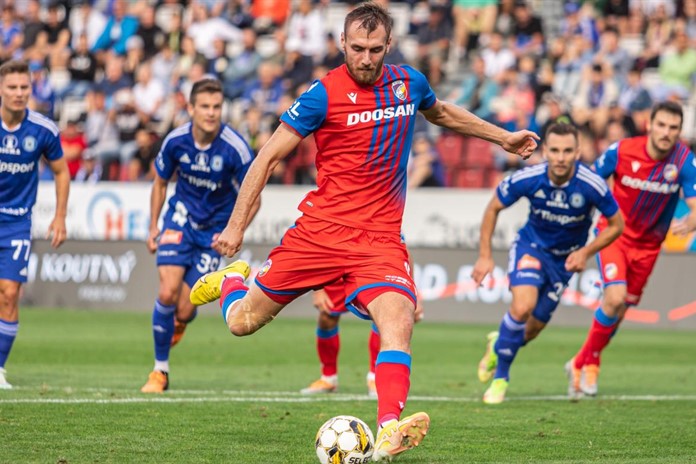 Fotbalisté Plzně zvládli dramatickou přestřelku v Olomouci