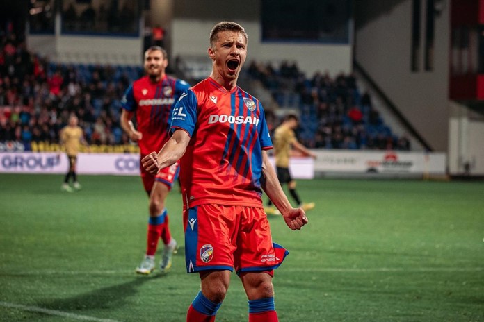 Pořád dokazujeme, jaká je v nás síla, říká po premiérové trefě Adam Vlkanova