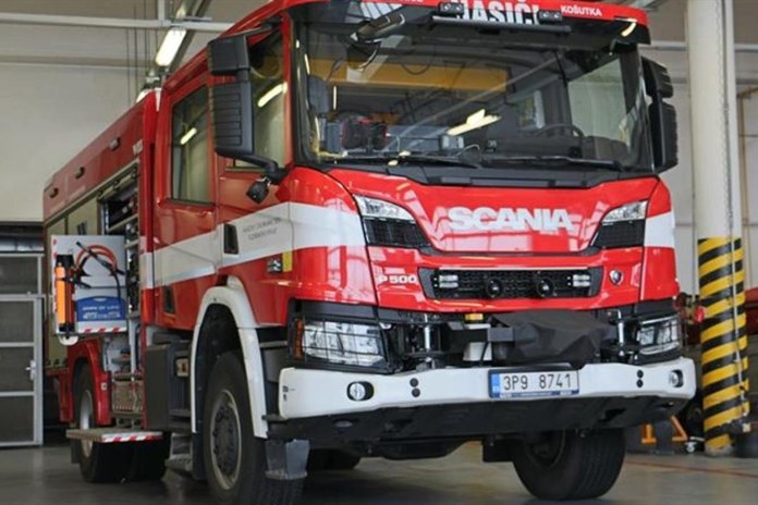 Hasiči v Plzeňském kraji měli loni méně zásahů. Klesl počet požárů, přibylo nehod