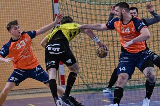 Plzeňští házenkáři i v oslabené sestavě udolali Zubří