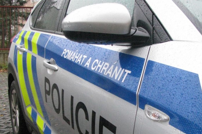 Zkopal známého. Zraněný muž skončil v nemocnici!