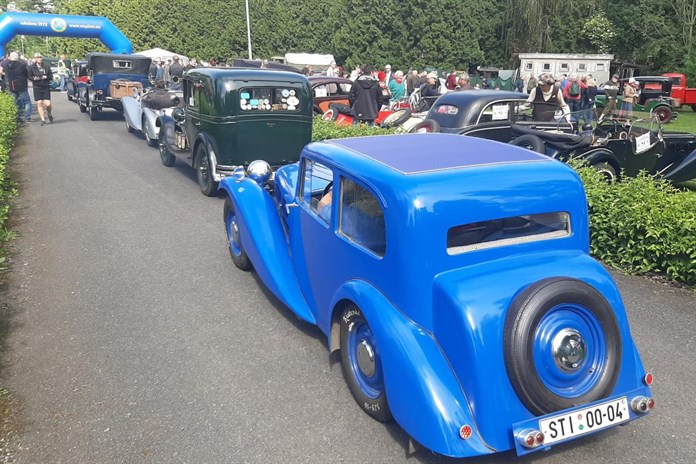 V sobotu se kolem Plzně proháněla historická vozidla