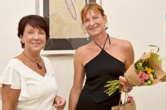 Kamila Hoja-še vystavuje svou novou kolekci olejomaleb v Galerii Jiřího Trnky