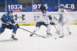 Uklidnění pro Plzeň. Čtyřmi góly otočila zápas na Kladně a upevňuje...