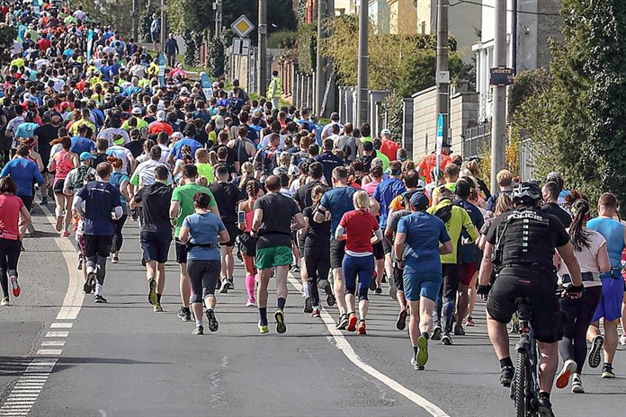 Půlmaraton Plzeňského kraje dnes ovlivní dopravu! Je třeba počítat s komplikacemi