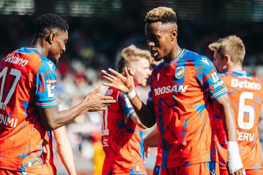 Nejprve drama, pak poklidné vítězství. Plzeň si výhrou nad Duklou pohlídala druhé místo