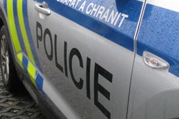 Při přejíždění z jednoho pruhu do druhého se v Plzni srazila dvě...