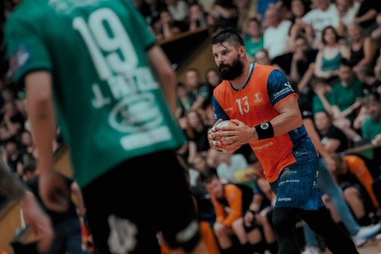 Házenkáři Plzně ztratili v závěru rozhodující zápas v Karviné, z titulu se raduje souper