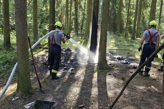 Nepoužívejte otevřený oheň a nekuřte, vyzývá Plzeň návštěvníky lesů