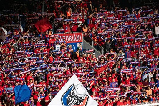 Fanoušci Viktorie pozor. Začíná prodej balíčků na Ženevu a Jablonec!