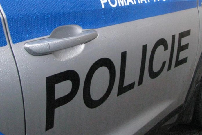 Jednatel si „přivlastnil“ dvě auta za statisíce, kriminalisté ho obvinili ze zpronevěry