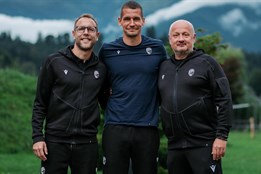 13 let nestačí. Kapitán Viktorie přidá i další sezónu