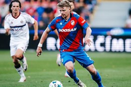 Viktoria odletí do Glasgow bez své opory, Šulc finalizuje přestup,...