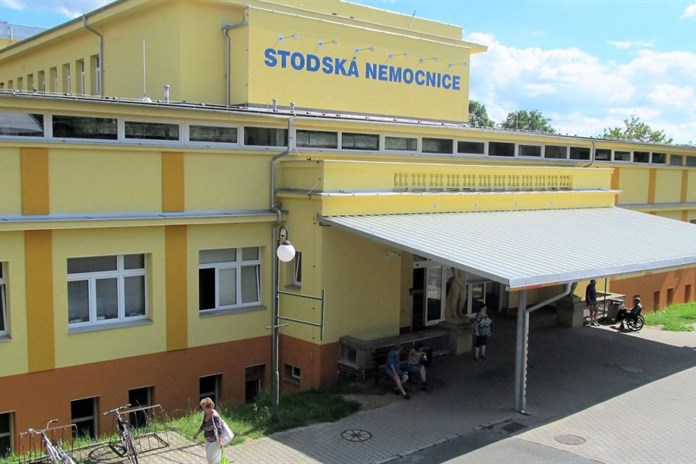 Krajským nemocnicím hrozí, že přijdou o desítky milionů korun. Může dojít na omezování péče?