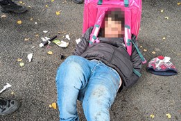 Jízda po chodníku měla bouřlivou dohru