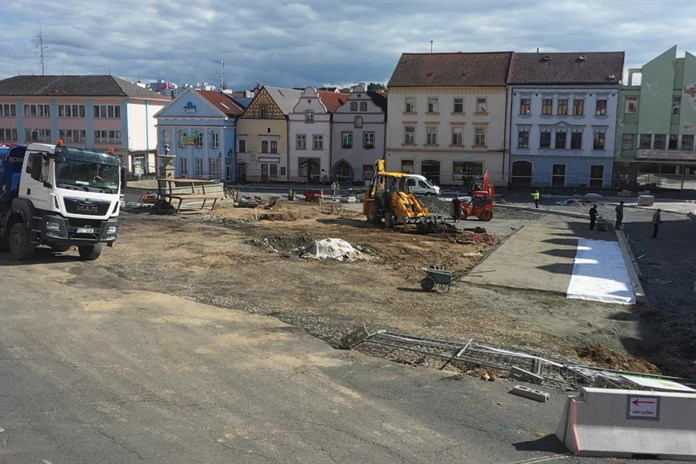 Náměstí v Tachově není průjezdné