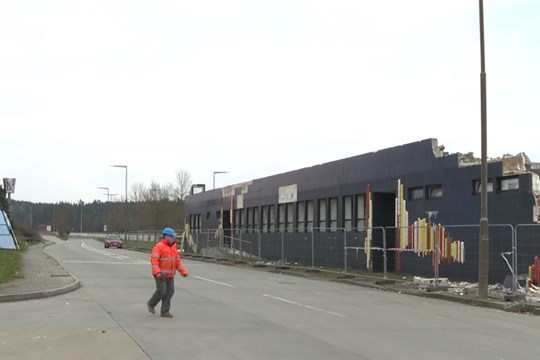 Stará celnice jde k zemi