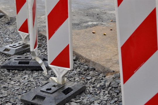 Další problém pro řidiče v Plzni, opravu čeká i Lidická ulice