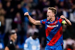 Životní gól, stoperem z nouze a loučení s legendou. Cenný bod bereme s pokorou, hlásil Červ