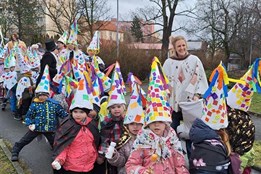 Rokycany ovládnou masky: Mateřská škola Pohádka zve na tradiční masopustní průvod 