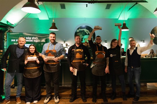Plzeň zná své mistry výčepu: Pětice nejlepších míří do finále Pilsner Urquell Master Bartender