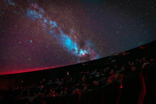 Z Plzně až na konec vesmíru. Techmania spustila jedinečné kino za 16 milionů