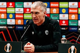 Tým táhnul za jeden provaz, pochvaloval si Hyský po vydřené remíze na Panathinaikosu