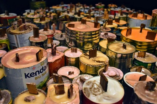 Čtvrtá zima v temnotě. Skauti z Plzně posílají na východ tisíce „plechovkových“ zachránců