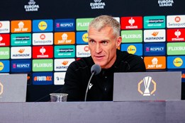 Mrazivý triumf v Karviné. Rozhodla efektivita a skvělý Wiegele, říká trenér Viktorie Hyský